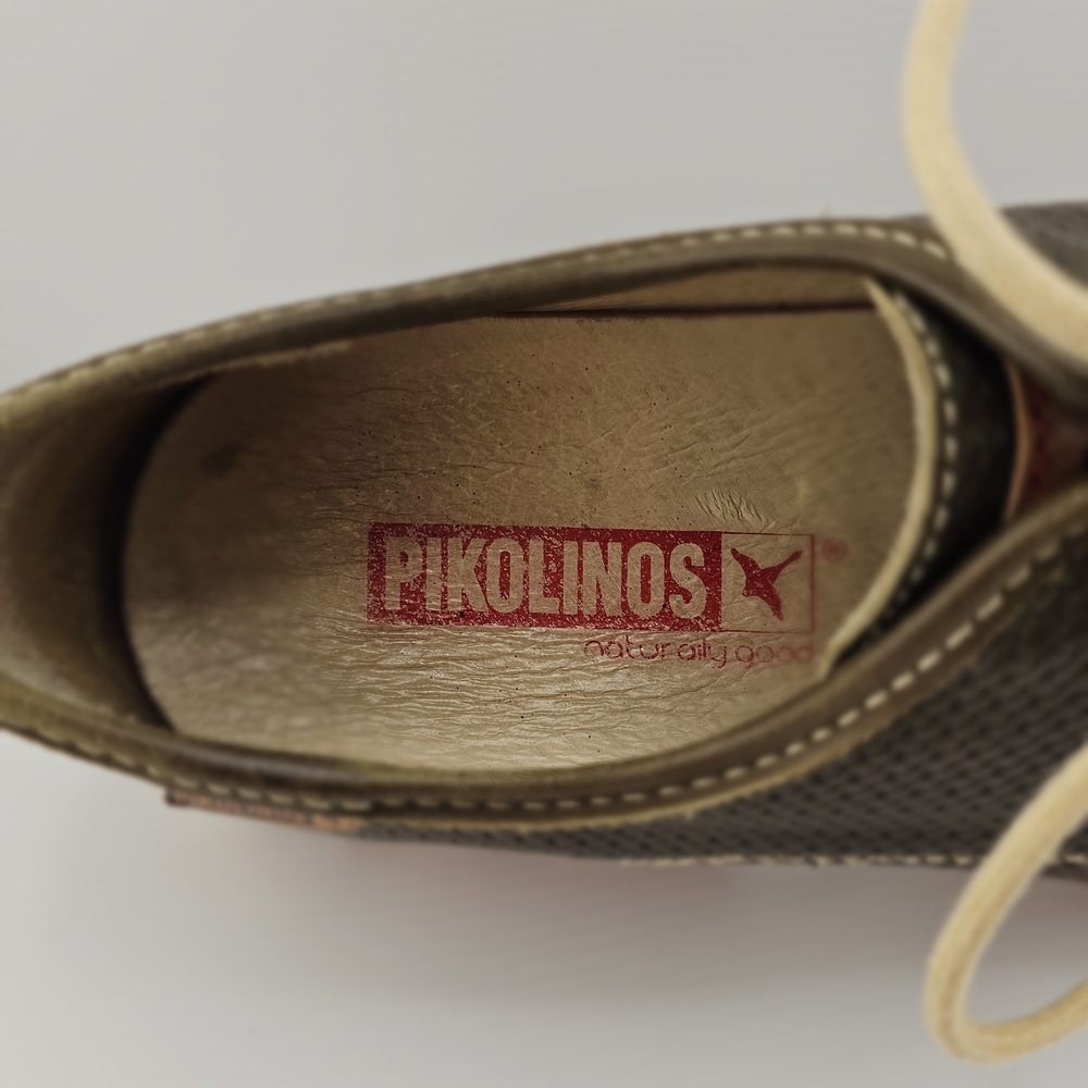 Pikolinos Olive Leather Shoe
